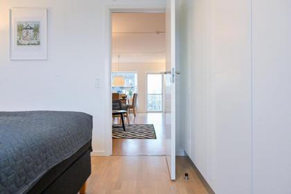 Three-bedroom Apartment with a Balcony in Copenhagen Ørestad near metro station - image 11