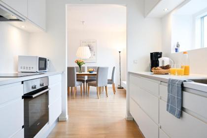 Three-bedroom Apartment with a Balcony in Copenhagen Ørestad near metro station - image 13
