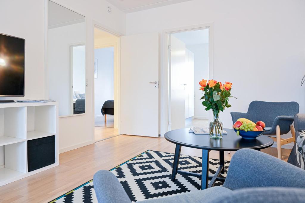 Three-bedroom Apartment with a Balcony in Copenhagen Ørestad near metro station - image 2