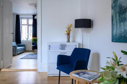 Two-bedroom Apartment in the Iconic Historical Part of Copenhagen - image 11