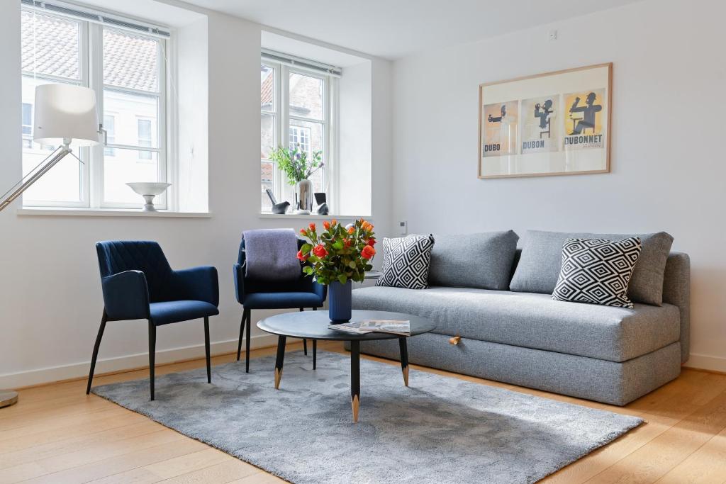 Beautiful apartment in the heart of Copenhagen - image 3