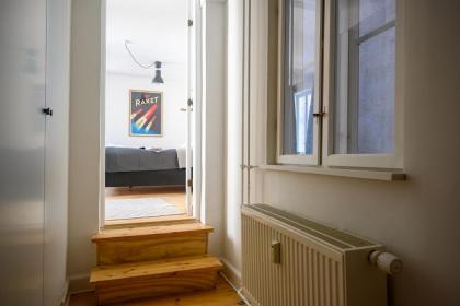 Cozy 1-bedroom apartment in the historical center of Copenhagen close to Tivoli - image 13