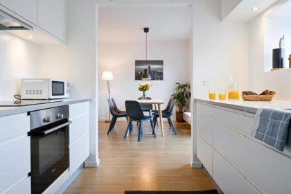 Modern and Spacious Apartment near the metro in Orestad - image 9