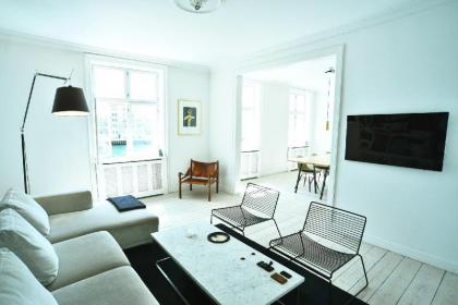 Bright and Spacious Apartment on the Waterfront Promenade in Central Copenhagen - image 11