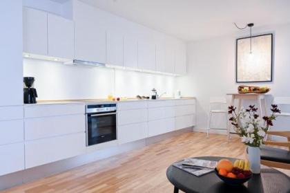 Sanders Leaves - Charming Three-Bedroom Apartment In Downtown Copenhagen - image 4