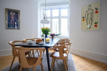 Fantastic three-bedroom apartment in Copenhagen Osterbro Copenhagen