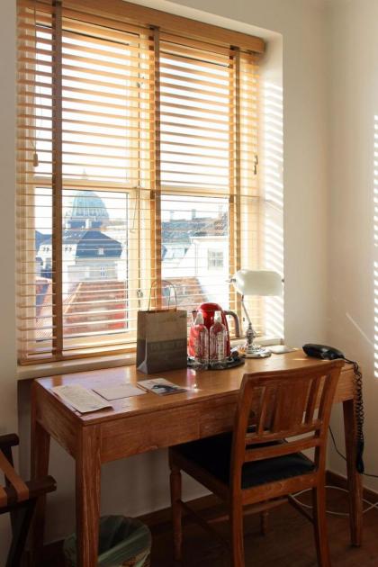 Babette Guldsmeden - image 30