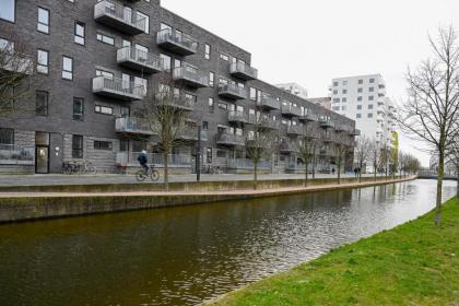 Three-bedroom Apartment with a Balcony in Copenhagen Ørestad near metro station - image 4