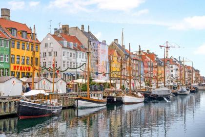 Sanders Main - Popular Two-Bedroom Duplex Apartment Next to Magical Nyhavn - image 24