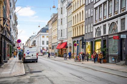 Sanders Main - Popular Two-Bedroom Duplex Apartment Next to Magical Nyhavn - image 25