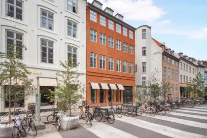 Sanders Regent - Smart Two-Bedroom Apartment Near Central Square - image 23