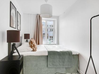 Sanders City - Pleasant Four-Bedroom Apartment In the Lovely Capital - image 21