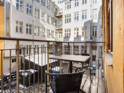 Sanders City - Pleasant Four-Bedroom Apartment In the Lovely Capital - image 26