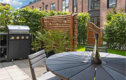 Beautiful Home In Kbenhavn S With Wifi And 4 Bedrooms - image 22