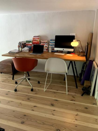 Christianshavn Canalside Luxury Apartment - image 22