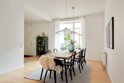 Nordic style top location balcon - image 22