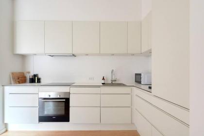 Nordic style top location balcon - image 23