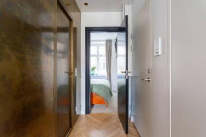 Extravagant-2 bedrooms-Bronze - image 23