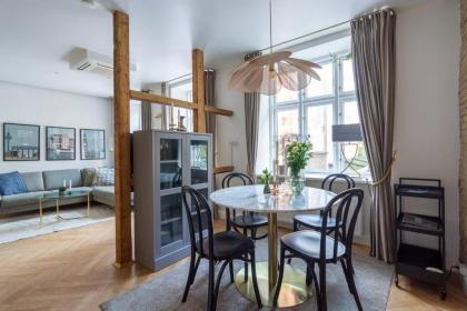 Extravagant-2 bedrooms-Bronze - image 26