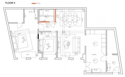 Spacious 3-BR Urban Sanctuary - image 23
