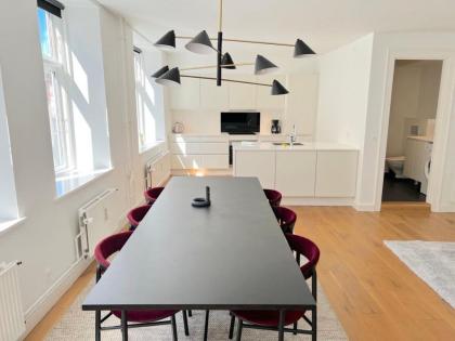 Spacious Apartment • Near the Harbour - image 21
