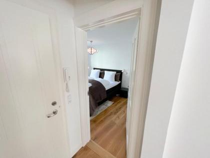 Spacious Apartment • Near the Harbour - image 30